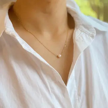 Dainty Pearl Necklace