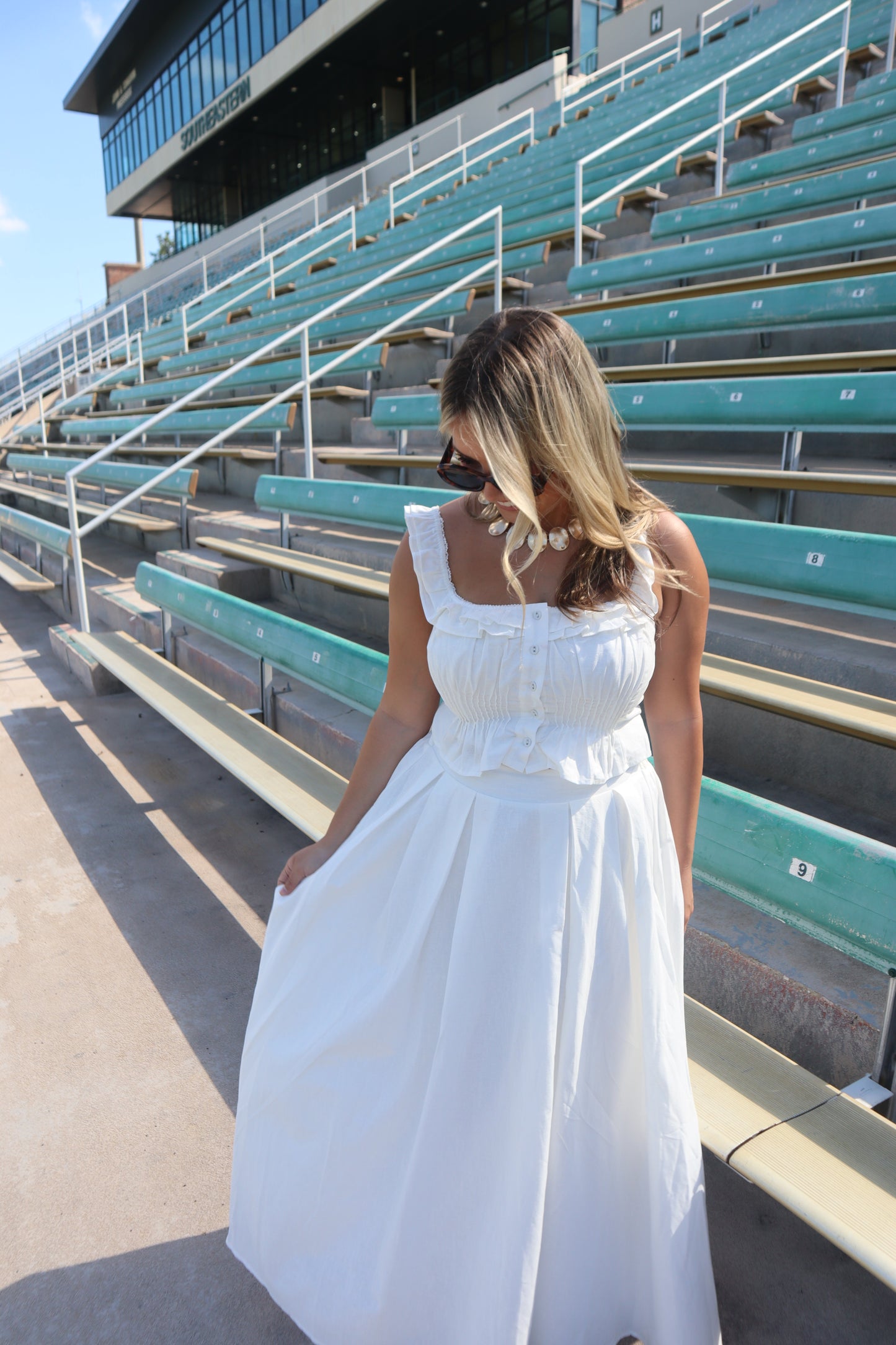 Tailgate Set- White